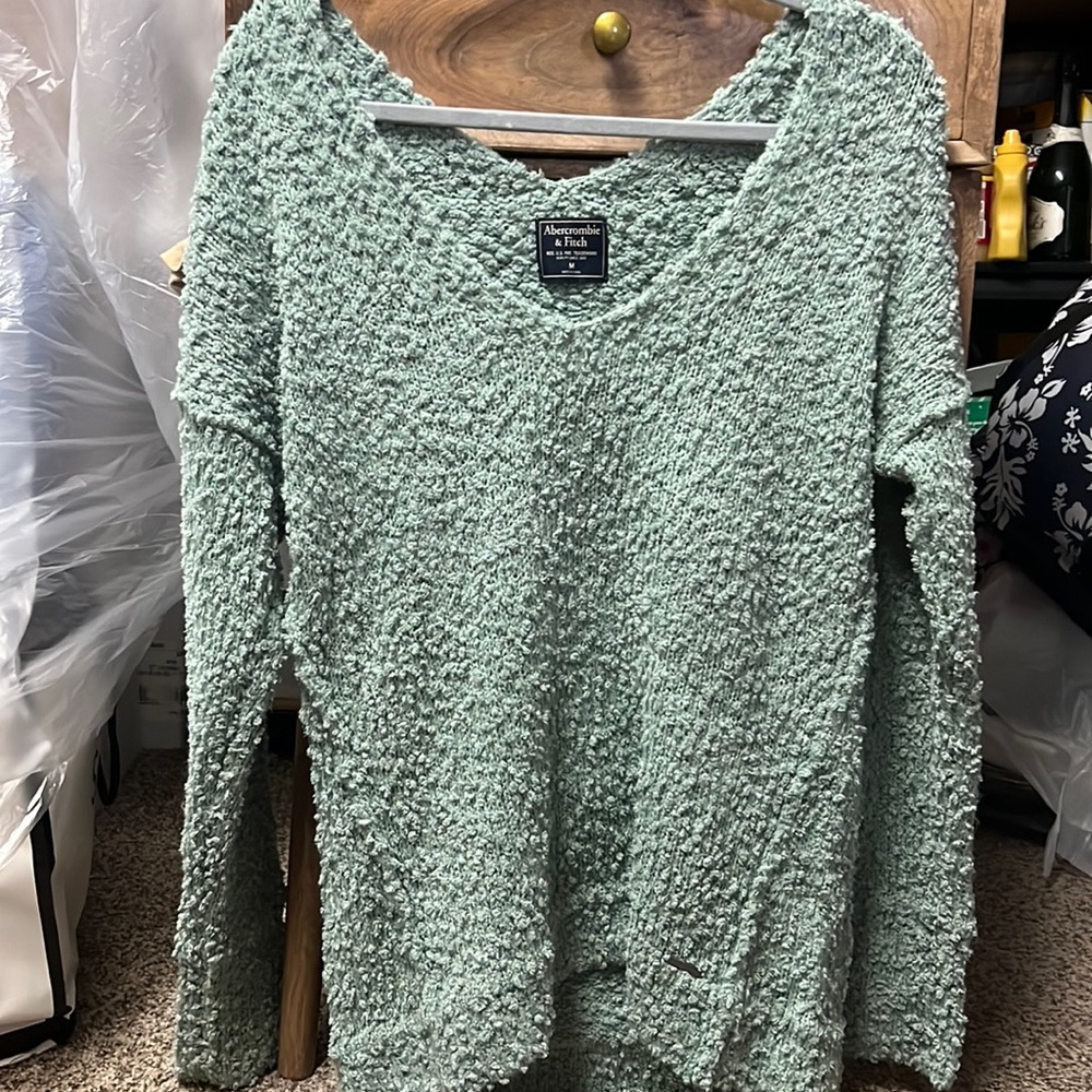 Abercrombie & Fitch Sweater